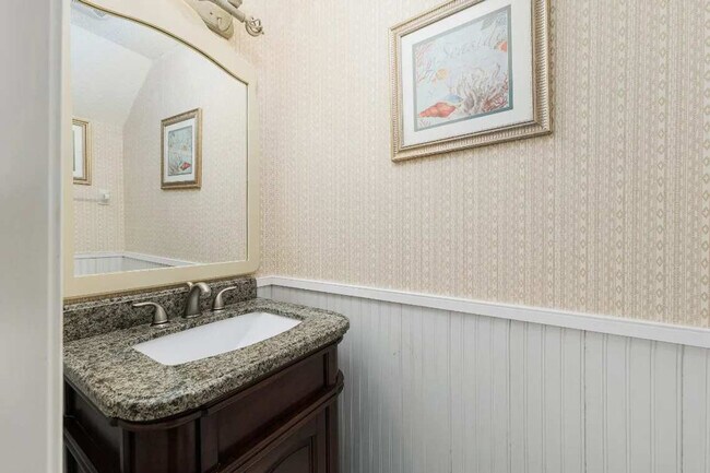 Building Photo - 1733 Sea Fair Dr