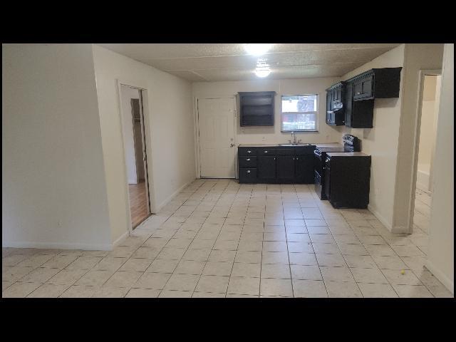 Building Photo - 13512 Marietta Dr