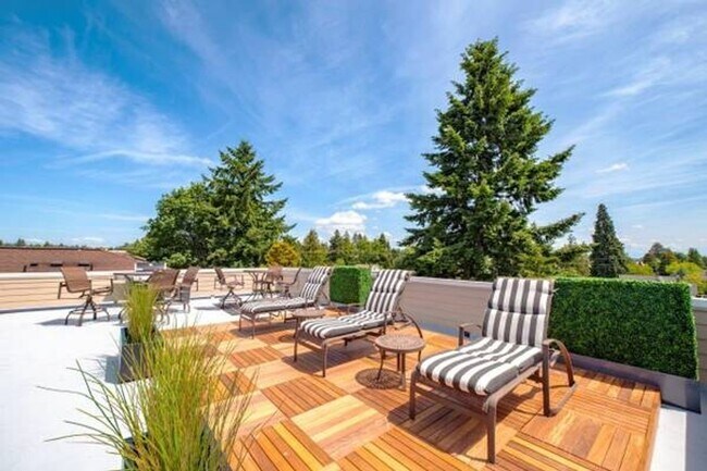 Building Photo - Northlink