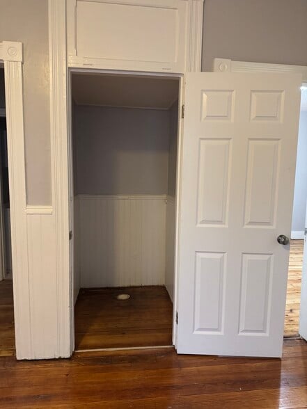 Building Photo - 58 Division St