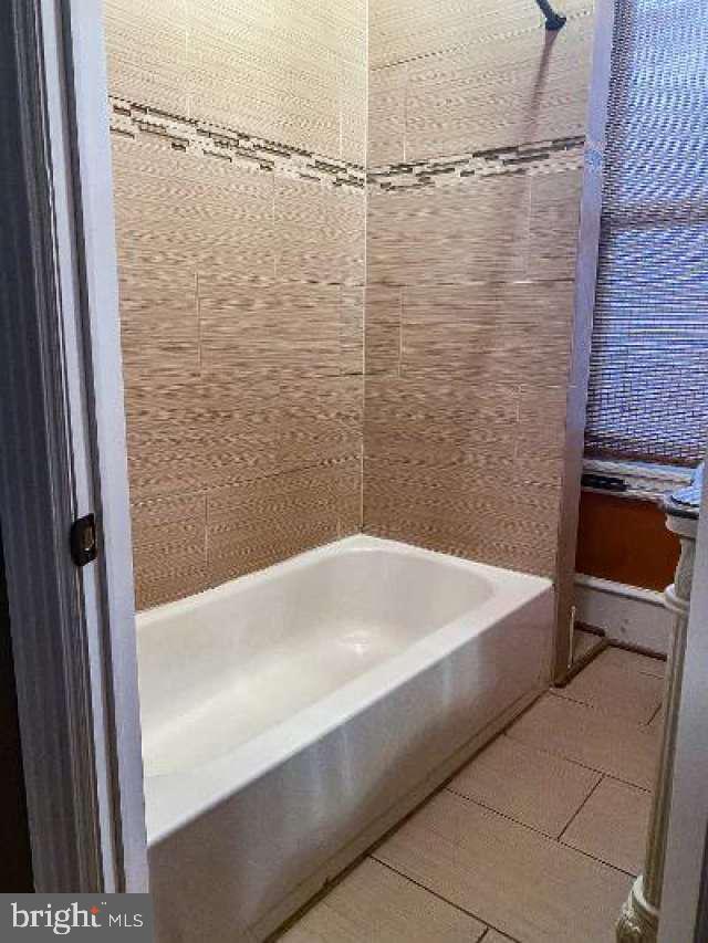 Building Photo - 2246 N Woodstock St