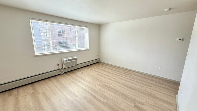Living Room - The Sloan
