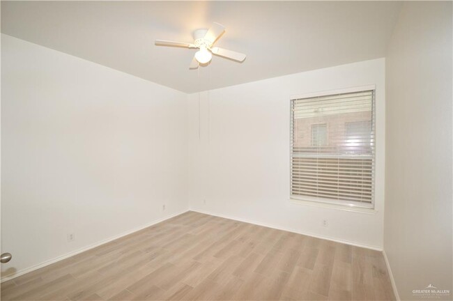 Building Photo - 4509 Santa Lydia St
