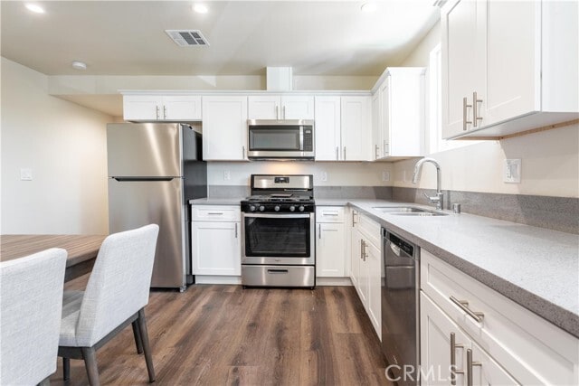 Building Photo - 1429 S New Hampshire Ave