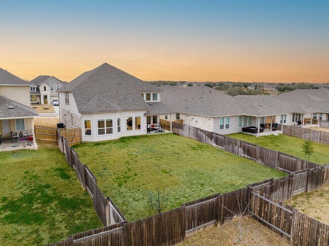 Building Photo - 2117 Prairie Oaks Dr