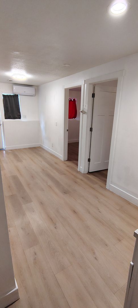 Building Photo - Amazing Basement home for a great value!