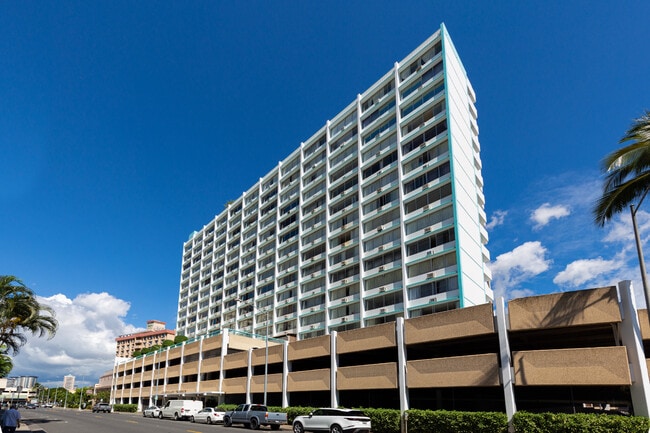 Building Photo - 1560 Kanunu St
