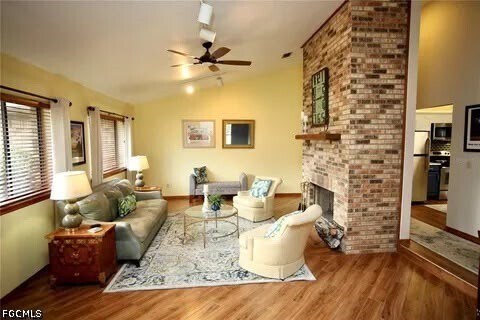 Building Photo - 3650 Creeks Bend Ct E
