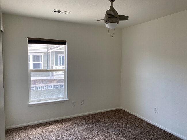 Building Photo - 9777 Mayfair St