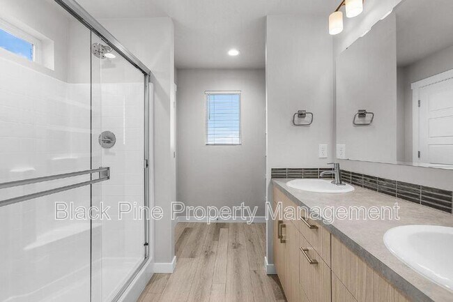 Building Photo - 11116 W Langit St
