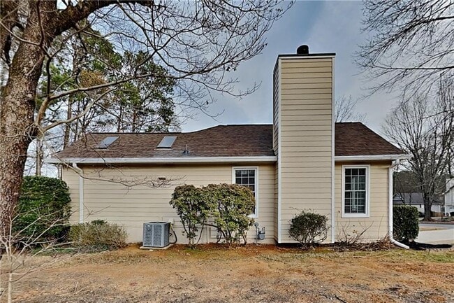 Building Photo - 2261 Byron Ct SW