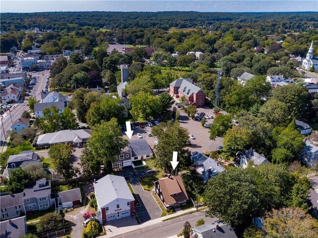 Building Photo - 18 Graves Ave