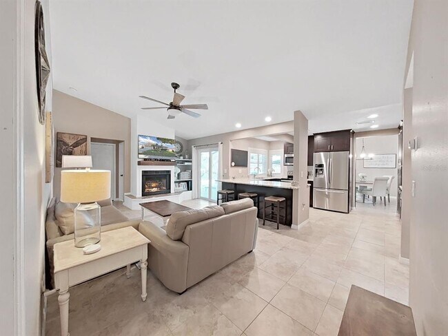 Building Photo - 308 Hammock Dr