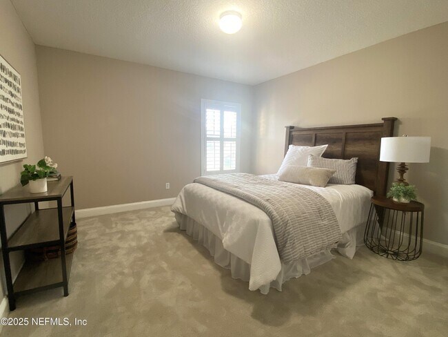 Building Photo - 1840 Rear Admiral Ln