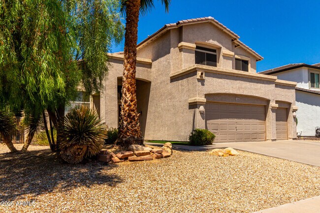 Building Photo - 6804 W Lone Cactus Dr