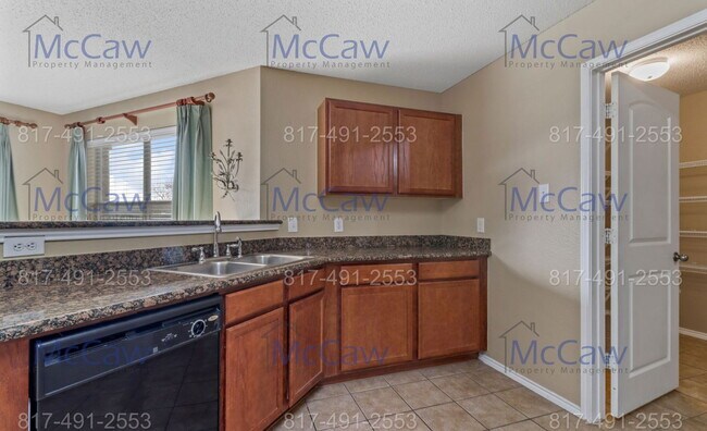 Building Photo - 8821 Moon Rise Ct