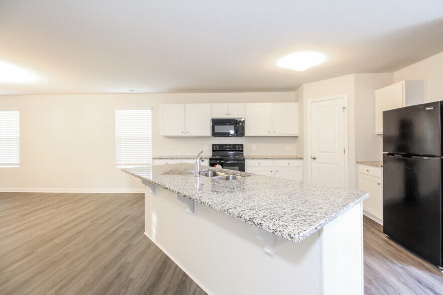 Building Photo - 2932 Ember Brook Ct