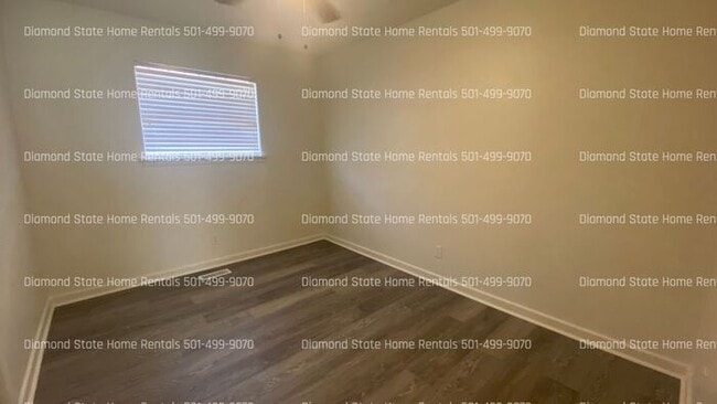 Building Photo - 5808 Del Prado St