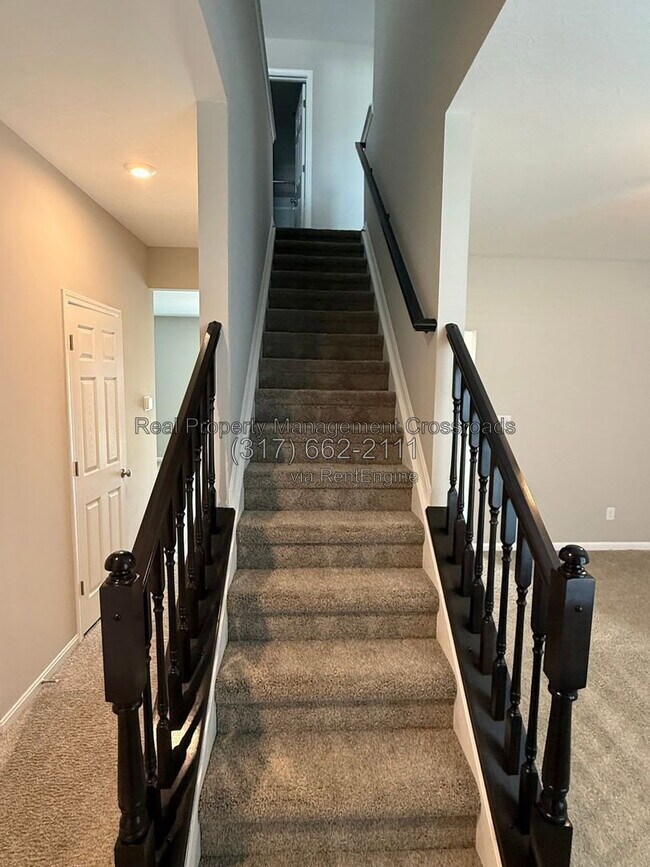 Building Photo - 5509 W Woodhaven Dr