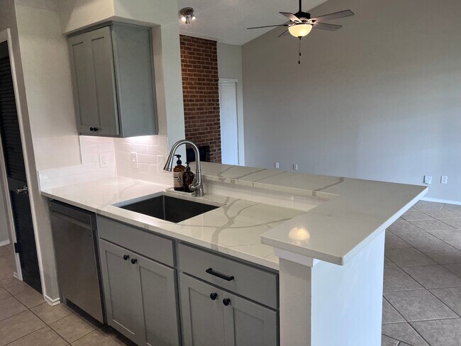 Building Photo - 1734 Ascension Point Dr