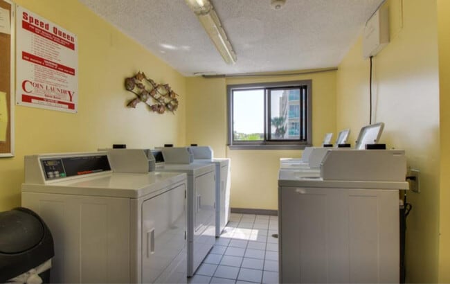 Building Photo - 497 Plantation Rd