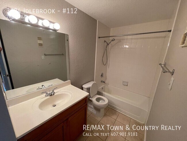 Building Photo - 3724 Idlebrook-#112