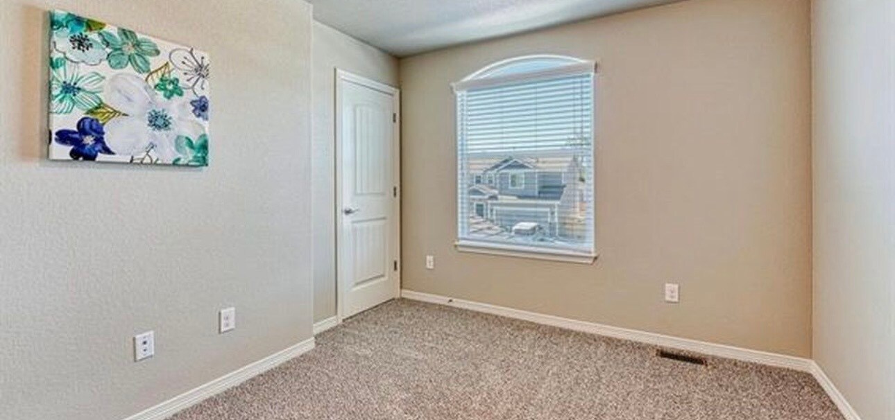 Building Photo - 6793 Galpin Dr