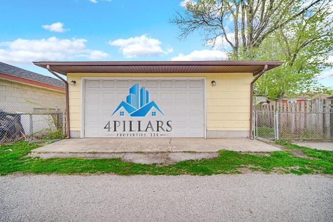 Building Photo - 648 Stewart Ct