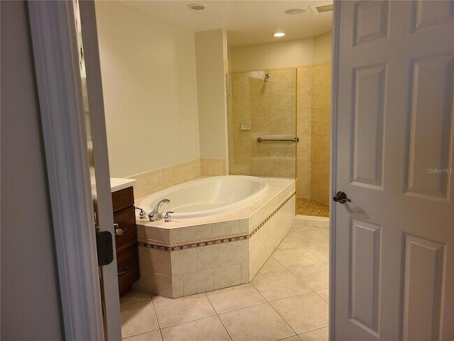 Building Photo - 6474 Water Crest Way