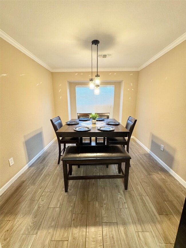 Building Photo - 12411 Meadow Frost Ln