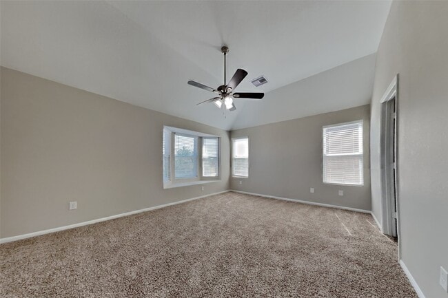 Building Photo - 16758 N Rail Dr