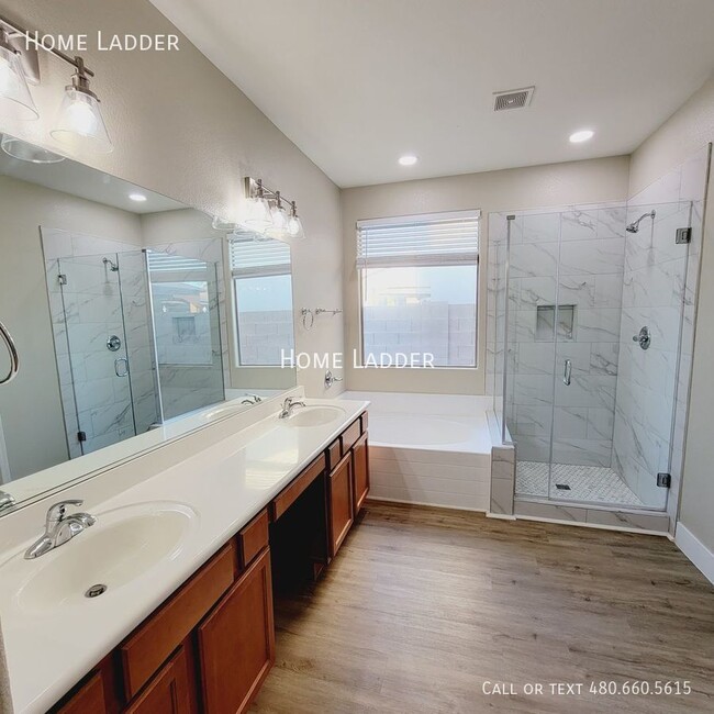 Building Photo - 14456 W Boca Raton Rd