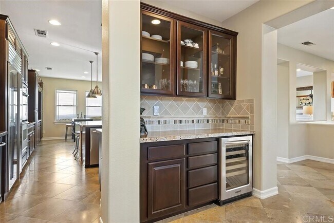 Building Photo - One of Kind Executive Home, Available Augu...