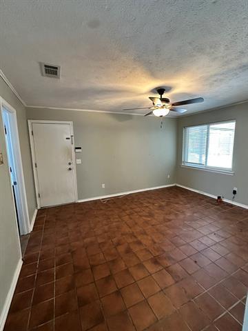 Building Photo - 502 Spring Willow Dr