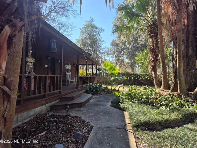 Building Photo - 1729 Coulee Ave