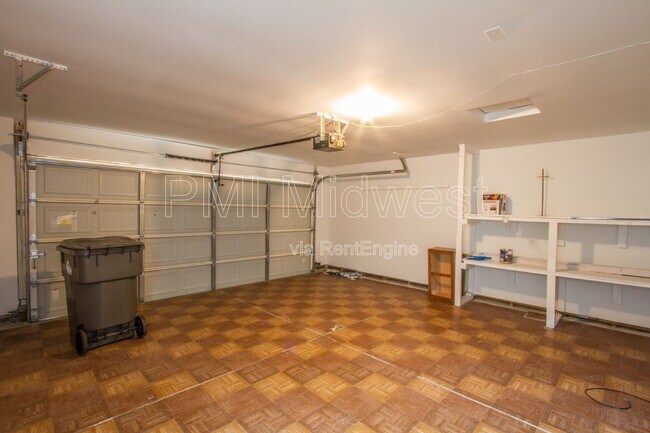 Building Photo - 1838 Keystone Lakes Dr