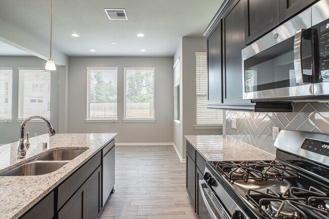 Building Photo - 28104 Rocky Heights Dr