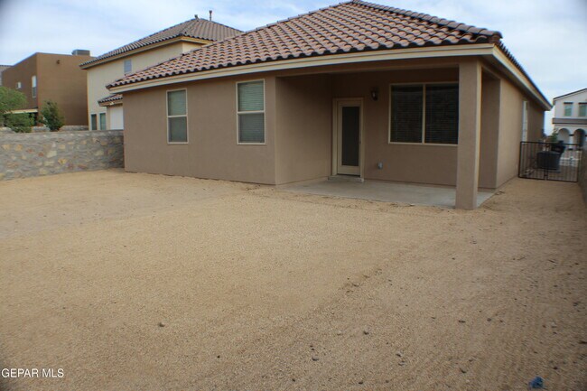 Building Photo - 12449 Chamberlain Dr