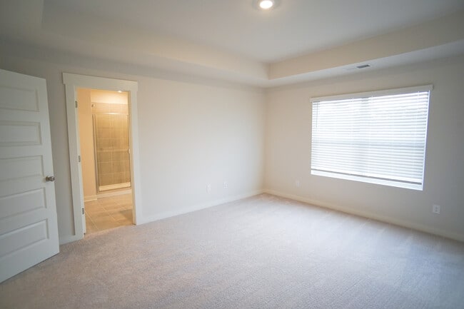 Building Photo - 1619 Manuka Ln