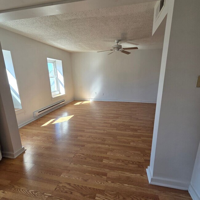 Building Photo - Welcome to the heart of downtown Historic ...