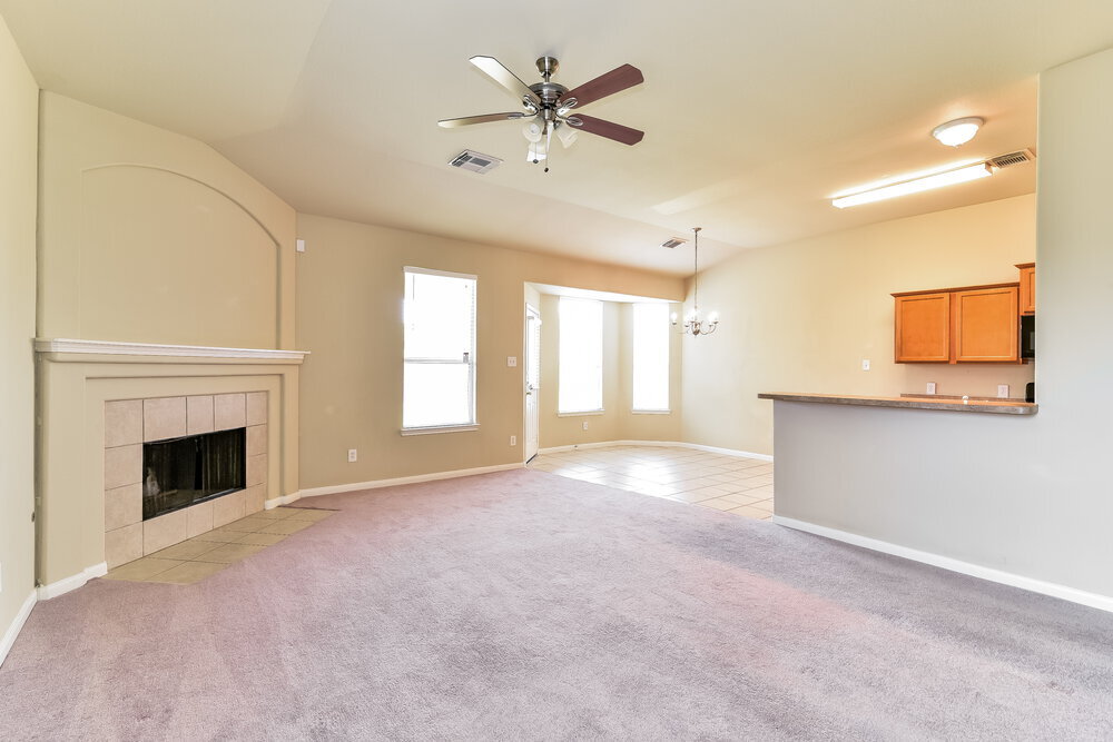 Building Photo - 5915 Ranch Riata Ct