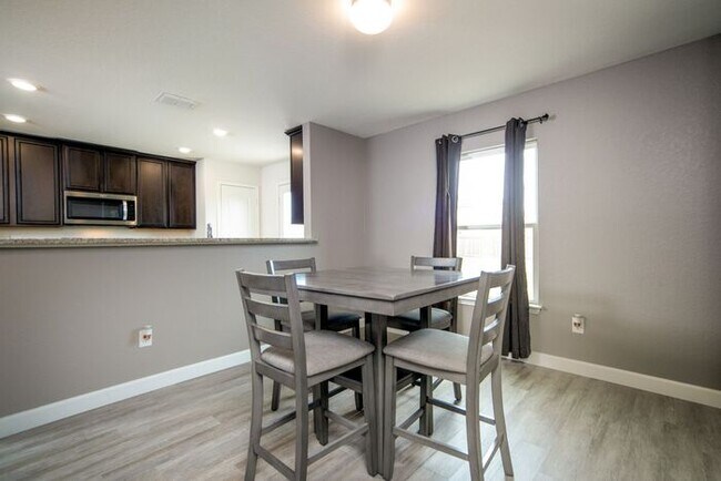 Building Photo - Talise De Culebra Subdivision