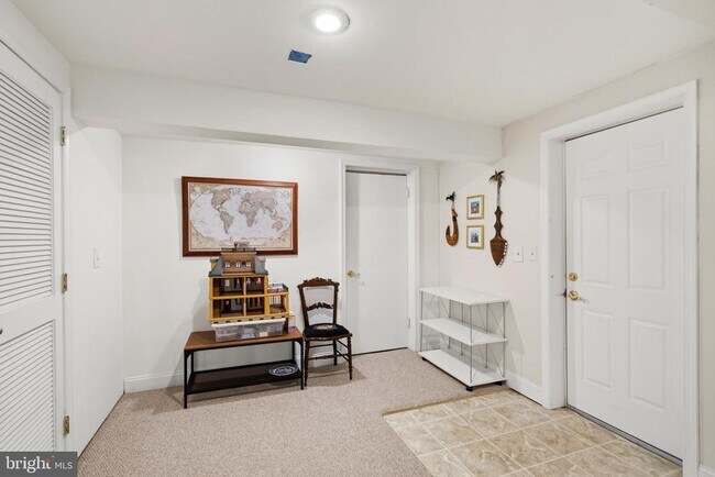 Building Photo - 5201 Brookeway Dr