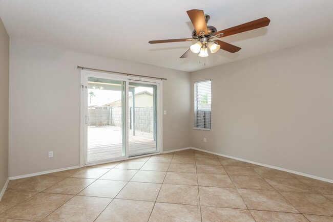 Building Photo - 8841 W Villa Rita Dr