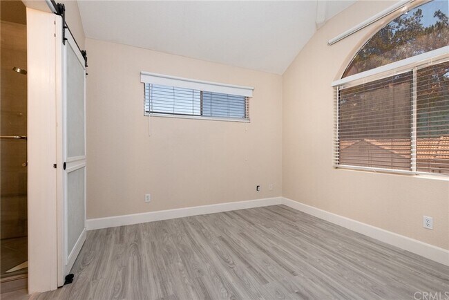 Building Photo - 13133 Le Parc Blvd
