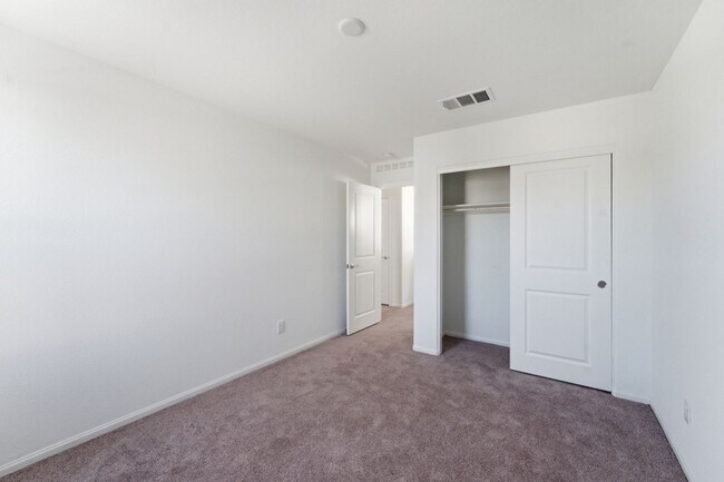 Building Photo - Three-Bedroom House For Rent!