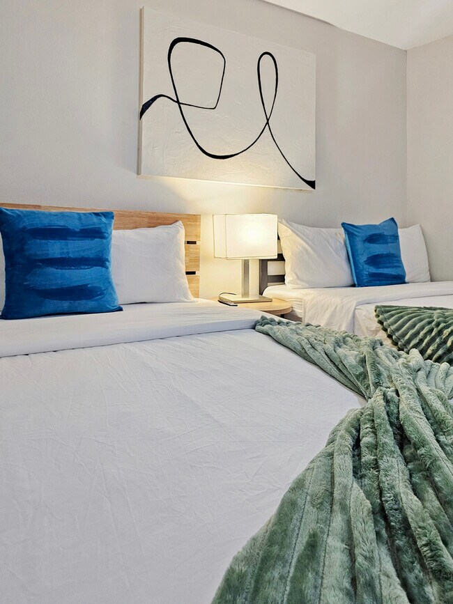 Building Photo - 11402 Suncreek Pl