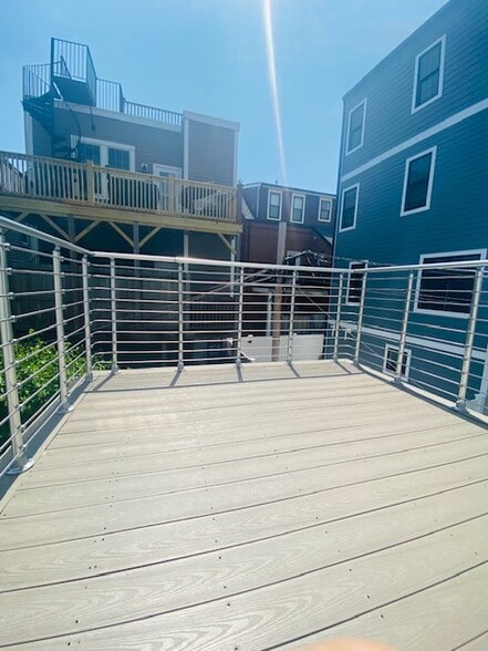 Building Photo - 2 W 3rd Street Pl