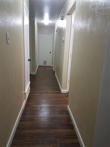 Building Photo - 1702 Acorn Dr