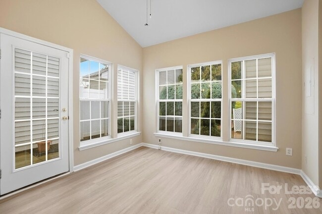 Building Photo - 3028 Misty Harbor Cir